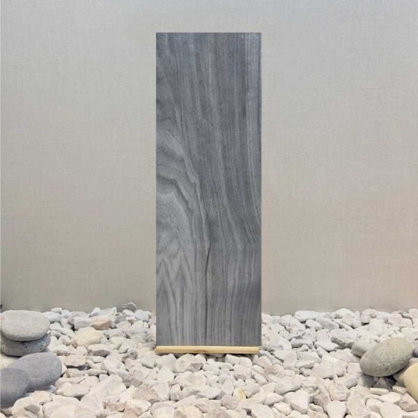 CUBATA-GRIS.jpg