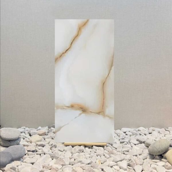 GOLDEN-ONYX-LISO-.jpg